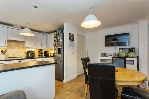 3 bedroom end of terrace house for sale, Great Park Drive, Leyland, Lancashire, PR25