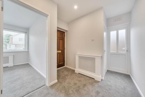 undefined, Shearman Road London SE3