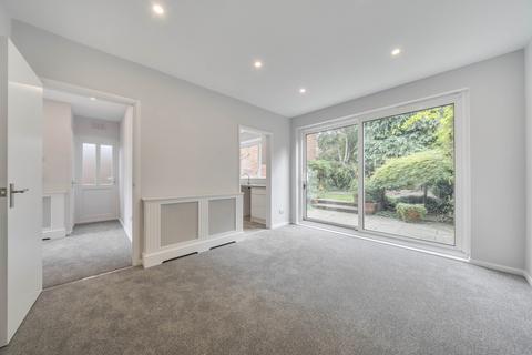 undefined, Shearman Road London SE3
