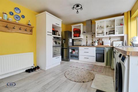 3 bedroom detached house for sale, Cranfield Drive, Alsager