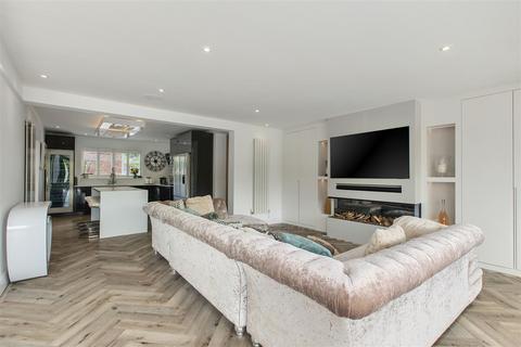 undefined, Foalhurst Close, Tonbridge