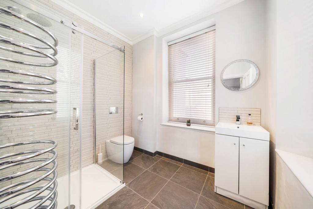 Second Ensuite