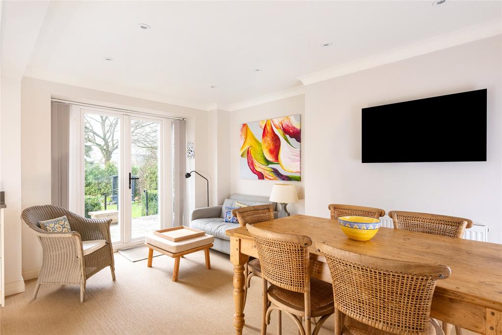 Dining/Family Room