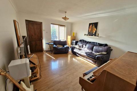 2 bedroom semi-detached house for sale, Piccadilly Close, Roselands NN4