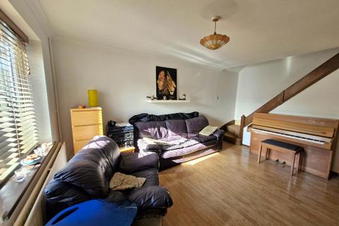 2 bedroom semi-detached house for sale, Piccadilly Close, Roselands NN4