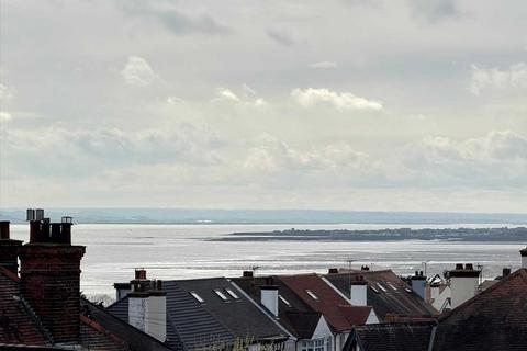 undefined, Leigh on Sea SS9