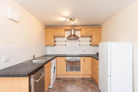 2 bedroom flat to rent, Fitzhubert Road, Sheffield S2