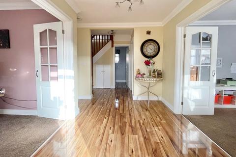 undefined, Woodcot Gardens, FARNBOROUGH GU14