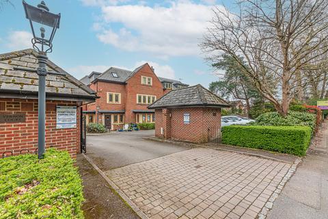 2 bedroom flat for sale, Vernon Court