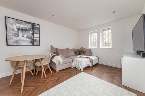 2 bedroom flat for sale, Vernon Court