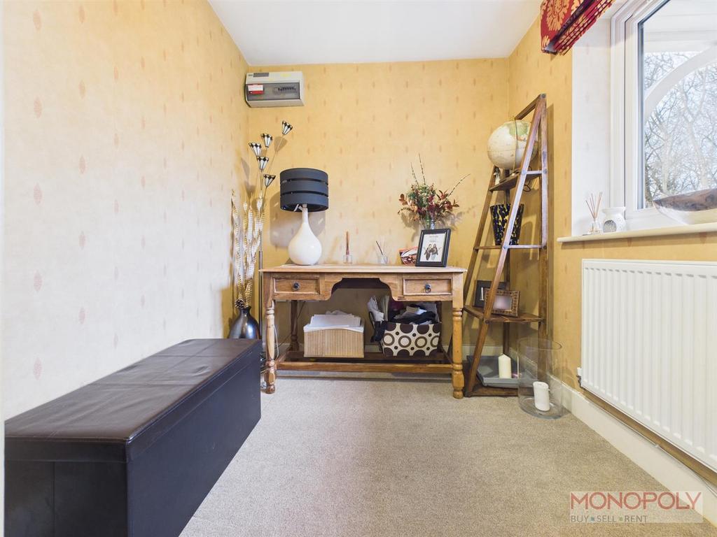 CAM04439 G0-PR0243-STILL002.jpg