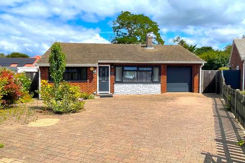 3 bedroom detached bungalow for sale, Chaveney Close, Dibden Purlieu, Southampton