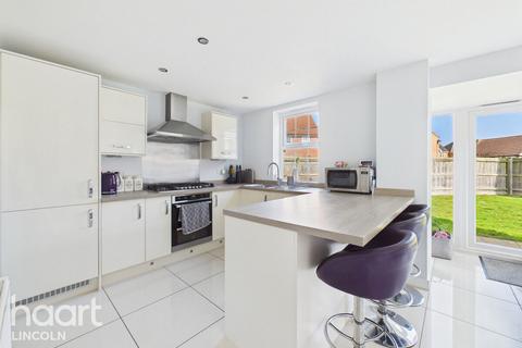 4 bedroom detached house for sale, Severus Crescent, North Hykeham