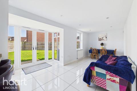 4 bedroom detached house for sale, Severus Crescent, North Hykeham