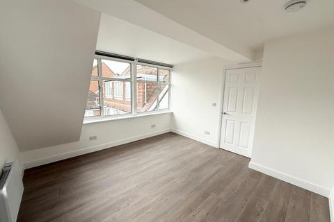 undefined, West Street Reigate RH2