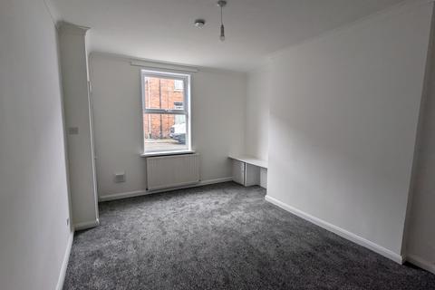 2 bedroom terraced house to rent, Bessemer Street, Ferryhill, DL17