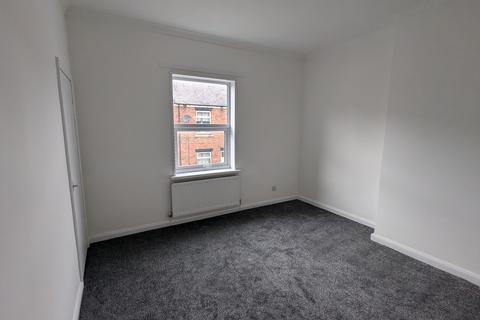 2 bedroom terraced house to rent, Bessemer Street, Ferryhill, DL17