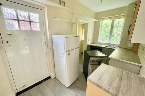 2 bedroom apartment to rent, Linden Avenue, Sheffield, S8