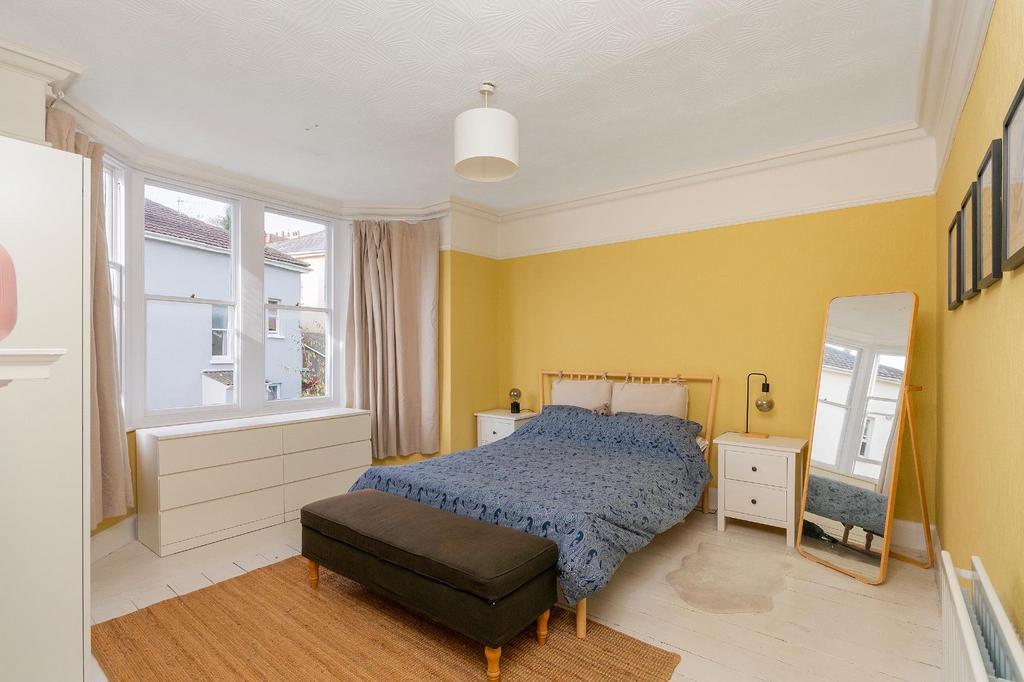 1 C6 R9 ACM - Bedroom E.jpg