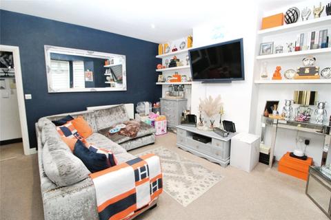 undefined, High Street, Hornchurch, RM11