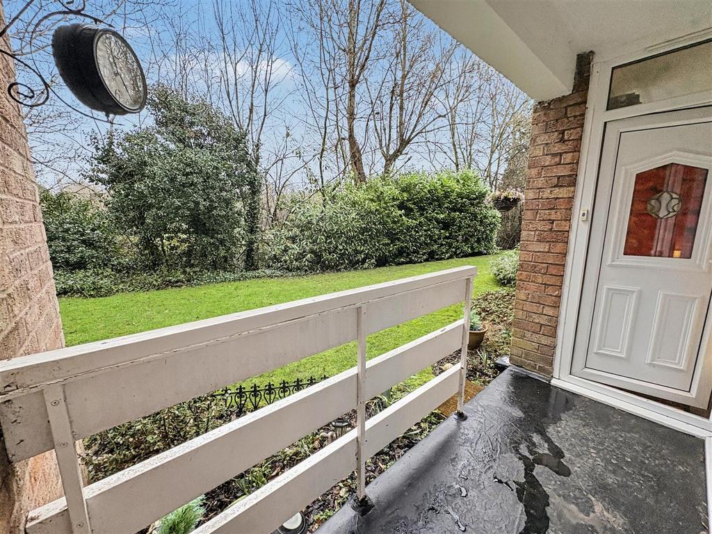 Patio/Terrace area