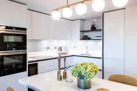 2 bedroom apartment to rent, Garrett Mansions, London, W2