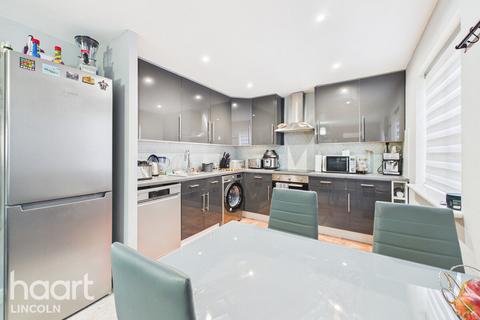 2 bedroom flat for sale, Beech Street, Lincoln