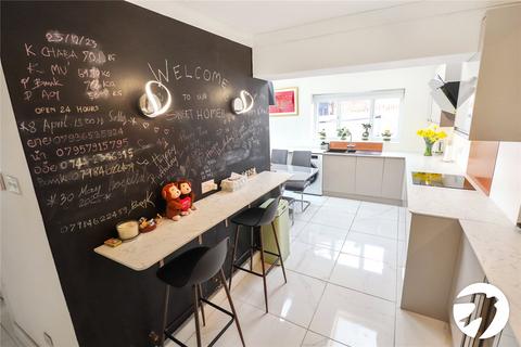 3 bedroom end of terrace house for sale, Heron Hill, Belvedere, Kent, DA17