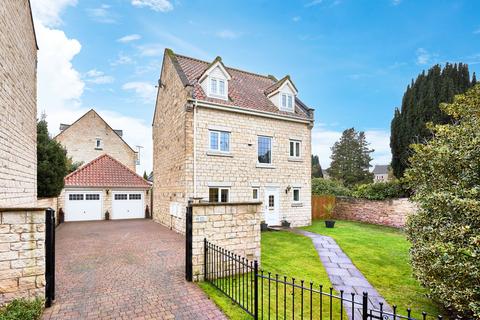 5 bedroom detached house for sale, Selby Road, Leeds LS25