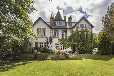 undefined, London Road, Windlesham, Surrey