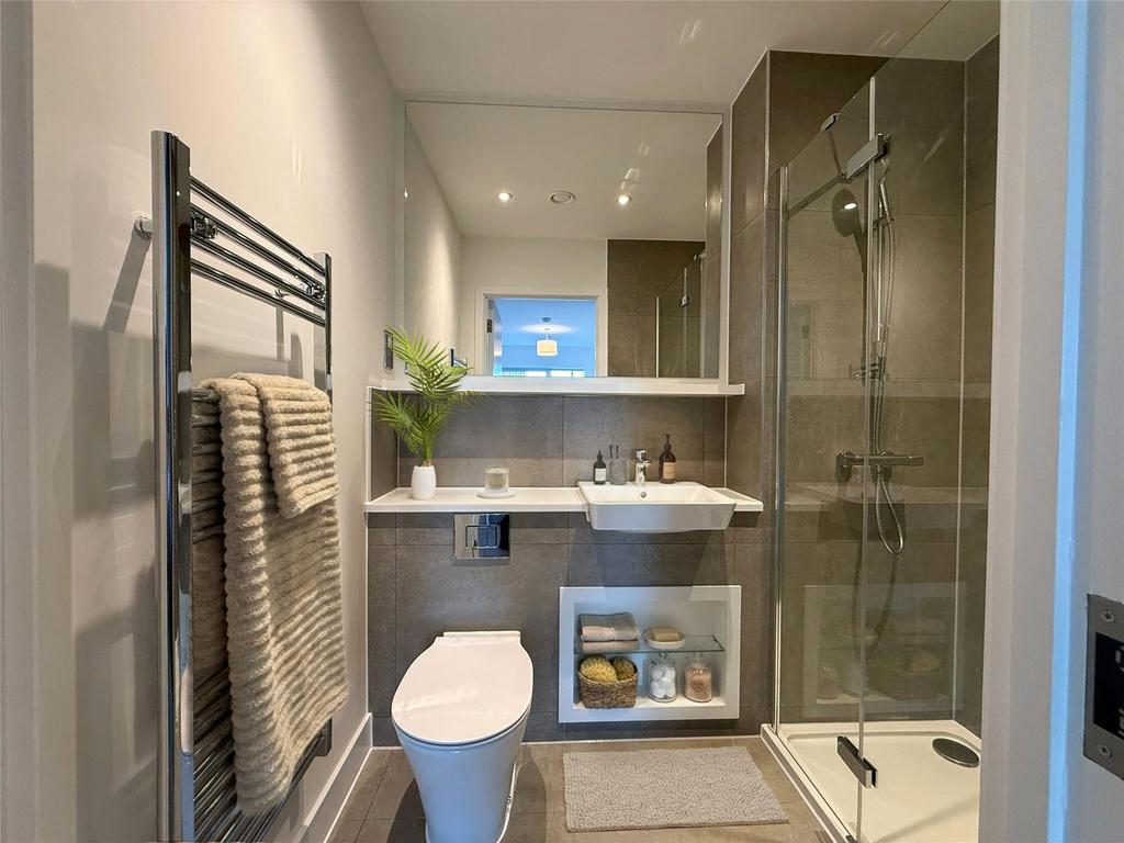 Ensuite