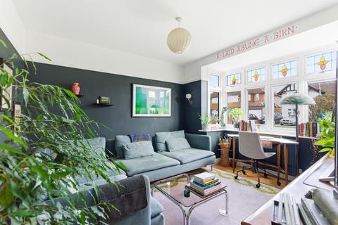 3 bedroom semi-detached house for sale, Hazelwood Drive, Hertfordshire AL4