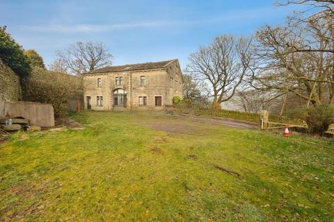 3 bedroom end of terrace house for sale, Shaw Lane, Sowerby Bridge HX6