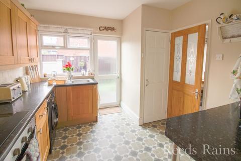 3 bedroom end of terrace house for sale, Overpool Road, Ellesmere Port CH66