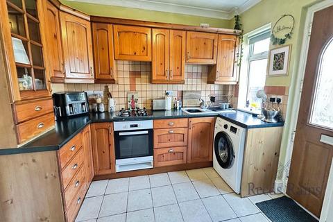 3 bedroom end of terrace house for sale, Barlby Road, North Yorkshire YO8