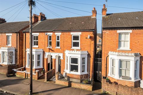 George Street, Bedford
