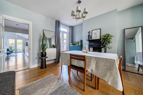 2 bedroom house for sale, George Street, Bedford