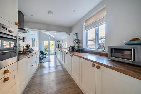 2 bedroom house for sale, George Street, Bedford