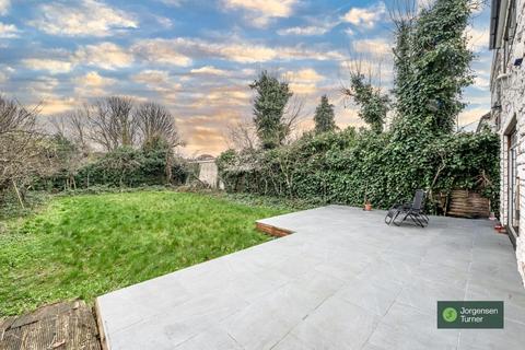undefined, Willesden Lane, London