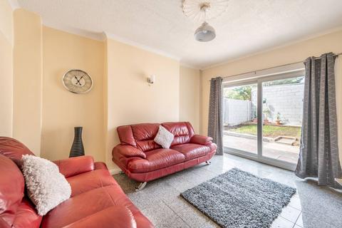 undefined, St Andrews Road, East Acton, London, W3