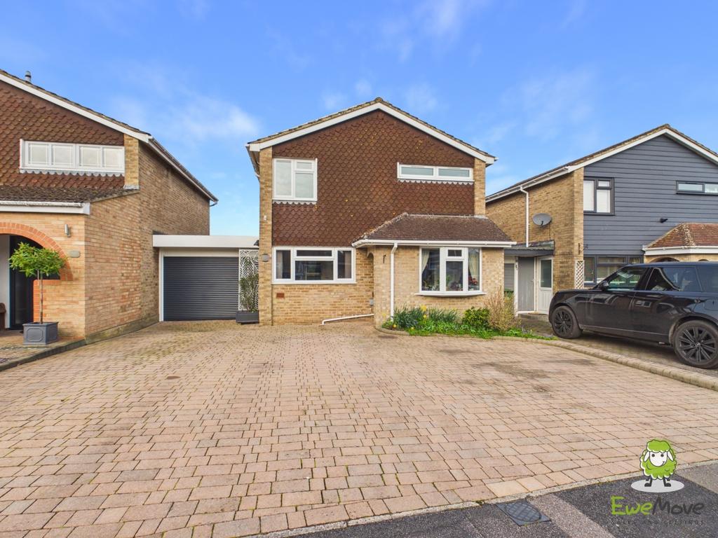 Ewe Move Estate Agents - 82 Windermere Avenue - Fro
