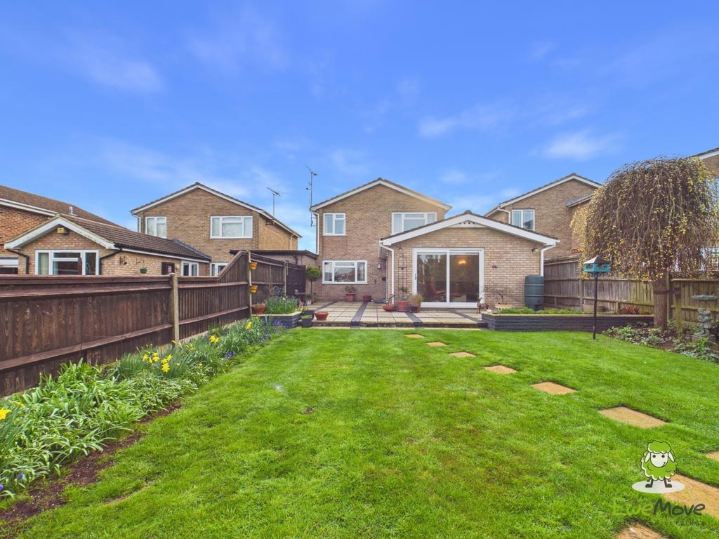 Ewe Move Estate Agents - 82 Windermere Avenue - Gar