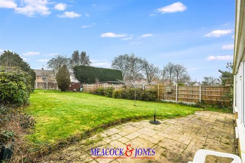 2 bedroom detached bungalow for sale, The Coverts, Hutton, Brentwood