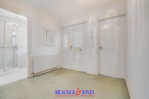 2 bedroom detached bungalow for sale, The Coverts, Hutton, Brentwood