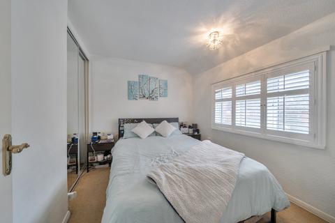 3 bedroom terraced house for sale, Muirfield Close, Watford, Hertfordshire