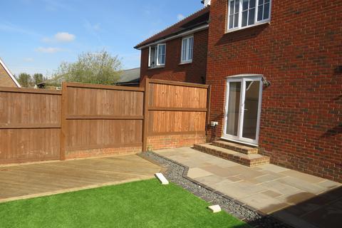 undefined, Kingfisher Drive, HAYWARDS HEATH