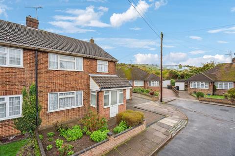 3 bedroom semi-detached house for sale, Ludun Close, Dunstable LU5