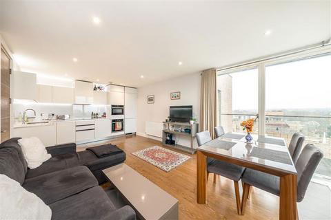 2 bedroom flat for sale, Handley Drive, London SE3