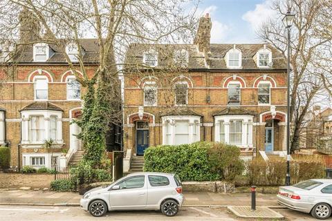 2 bedroom flat to rent, Pepys Road, London SE14