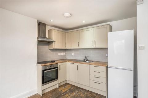 2 bedroom flat to rent, Pepys Road, London SE14